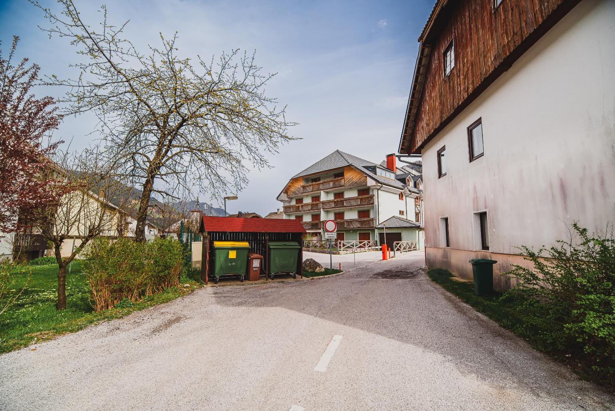 Apartments Slavec With Free Onsite Parking Kranjska Gora Room photo